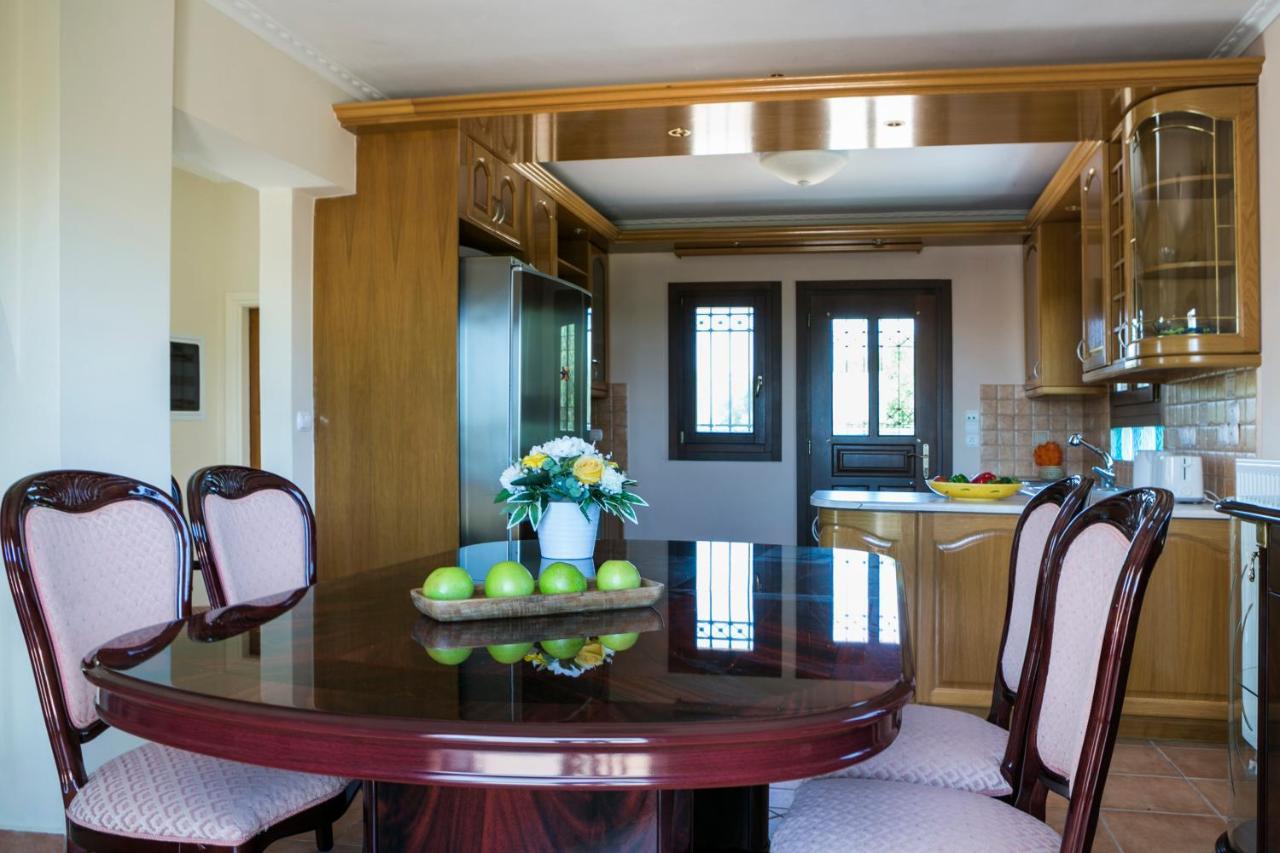 Villa Cara Metaxata ภายนอก รูปภาพ
